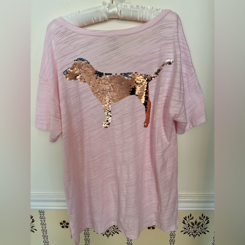 VS PINK Sparkly T-shirt